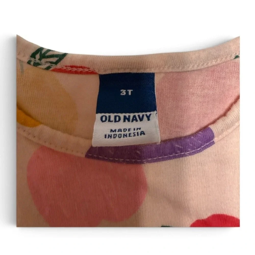 Old Navy add touch